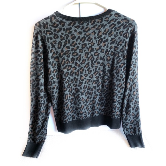 Ann Taylor Leopard Print Medium Sweater - Picture 2 of 11